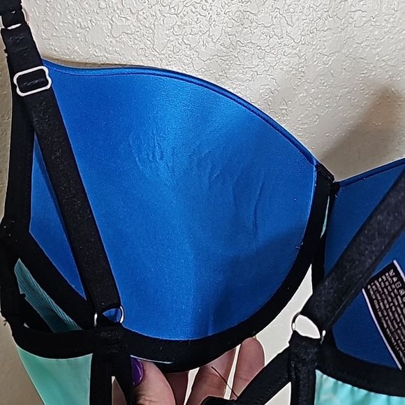 Victoria's Secret 32DDD Very Sexy Pushup Bra Blue colorblock - Picture 4 of 5